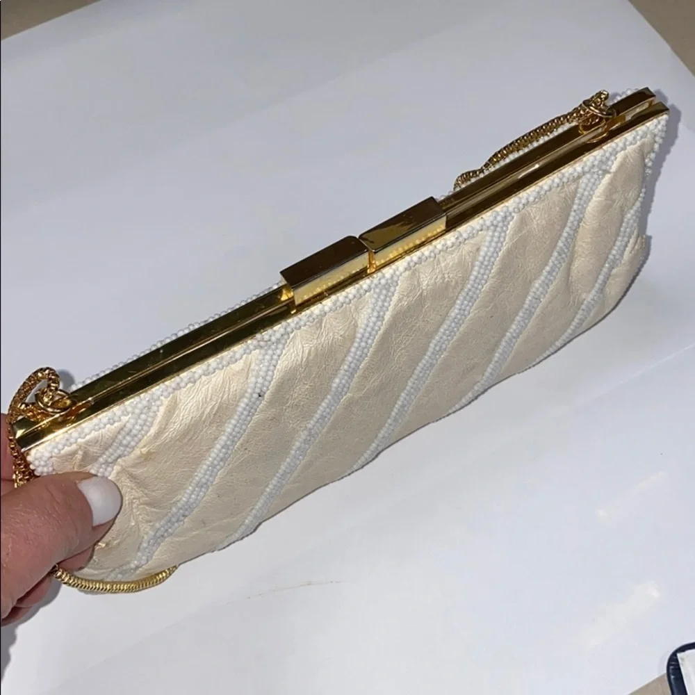 Walborg White Leather and Beaded Shoulder Clutch